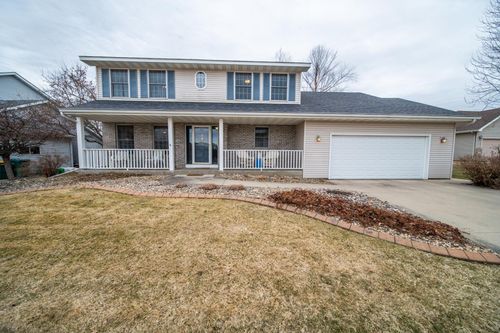 1002 Yorkshire Lane Nw, Rochester, MN, 55901 | Card Image