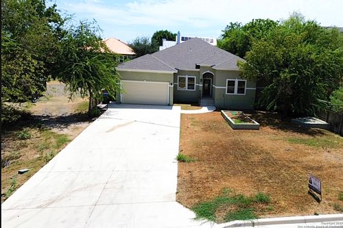 7802 Clearwater Blvd, Selma, TX, 78154-3106 | Card Image