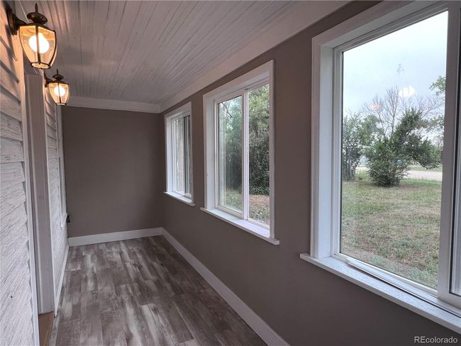 Enclosed Porch/ Entry | Image 4