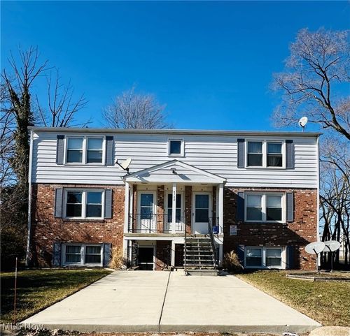 4780 Pinoak Dr, Vermilion, OH, 44089-1848 | Card Image