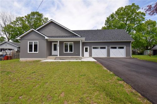 10 Mill St W, Otterville, ON, N0J1R0 | Card Image