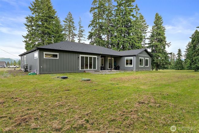 15701 264 Th St E, House other with 4 bedrooms, 3 bathrooms and 12 parking in Graham WA | Image 31