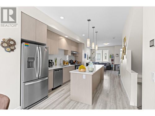 62-170 Celano Cres, Kelowna, BC, V1V0B6 | Card Image