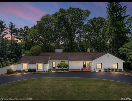 1257 Charrington Rd, Bloomfield Hills, MI, 48301-2116 | Card Image