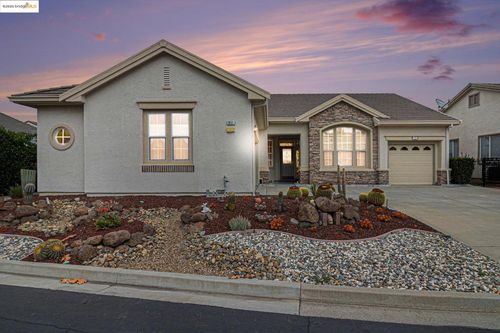 1951 Desert Gold Pl, Brentwood, CA, 94513-6452 | Card Image