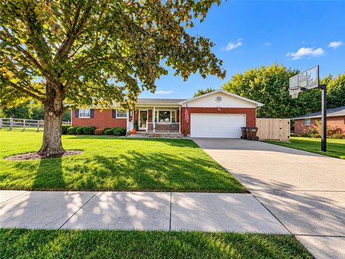 215 Miller Ave, Eaton, OH, 45320-1038 | Card Image