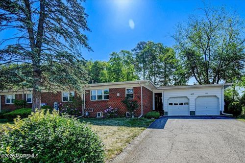 a-510 Laurel Brook Dr, Brick, NJ, 08724-2812 | Card Image