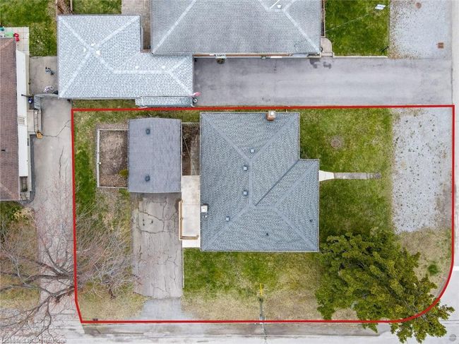 206 Johnston St, House other with 4 bedrooms, 2 bathrooms and 5 parking in Port Colborne ON | Image 32
