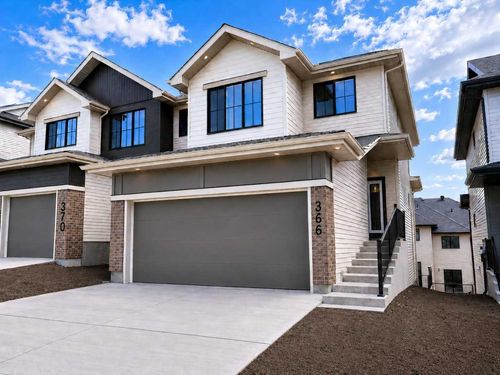 366 Heritage Blvd, Cochrane, AB, T4C3K9 | Card Image