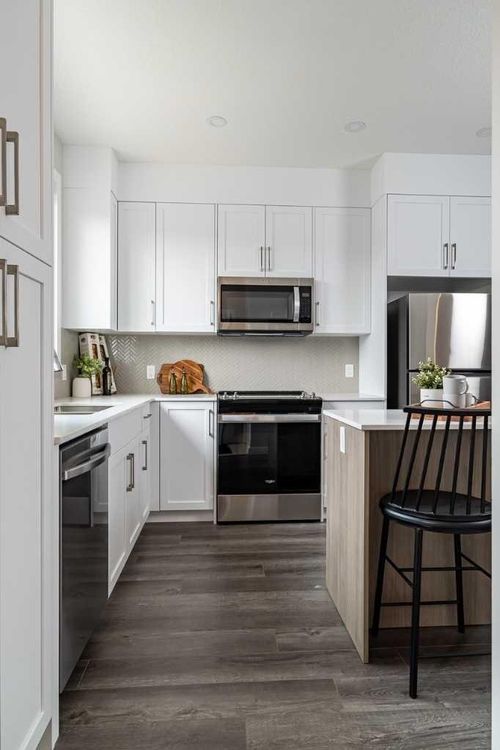 {{alt}} | Card Image