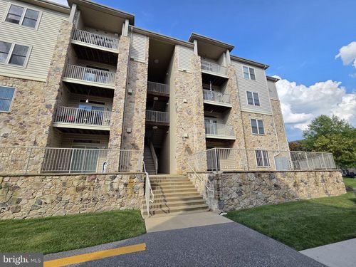 apt-102-3000 Fountainview Cir, NEWARK, DE, 19713-3875 | Card Image