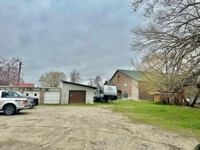 Garages and rv parking. | Image 8