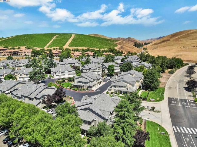 UNIT-4 - 26 Bellington Cmn, Condo with 3 bedrooms, 3 bathrooms and 2 parking in Livermore CA | Image 49