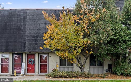 4702 Chelsea Ct, BENSALEM, PA, 19020-1750 | Card Image