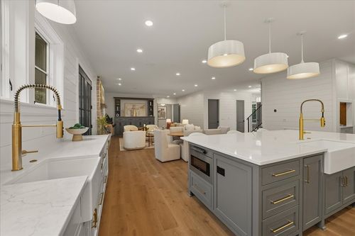 3618 General Bate Dr, Nashville, TN, 37204-3813 | Card Image