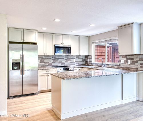 unit-2-5299 W Green Ct, Rathdrum, ID, 83858-6681 | Card Image