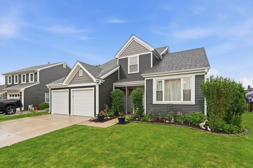 10 Washington Ct, Streamwood, IL, 60107-1366 | Card Image
