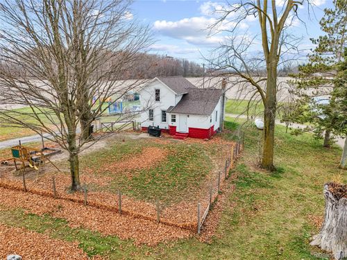 1102 Wellsville Hwy, Palmyra, MI, 49268-9730 | Card Image