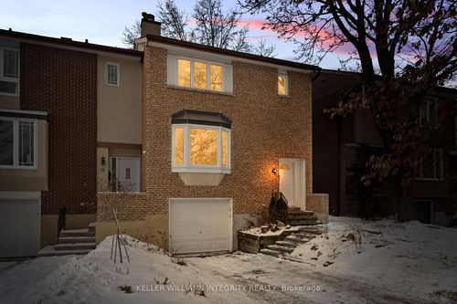 20 Gillespie Cres, Ottawa, ON, K1V9X8 | Card Image