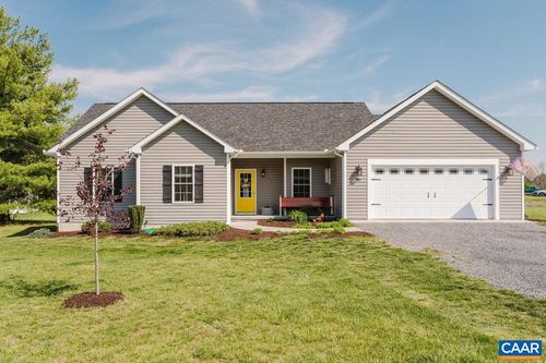 45 Auburn Dr, GROTTOES, VA, 24441-5013 | Card Image