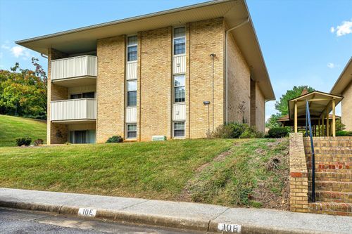 unit-10d-5260 Crossbow Cir, Roanoke, VA, 24018-9219 | Card Image