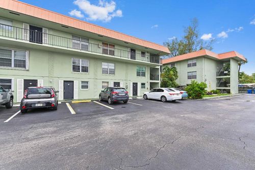 a7-803 W Oakland Park Boulevard, Oakland Park, FL, 33311 | Card Image