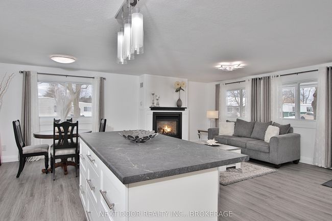 46 St Andrews Pl, House other with 2 bedrooms, 2 bathrooms and 2 parking in Grand Bend ON | Image 5
