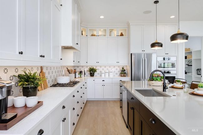 144 S Gresham Way, House other with 3 bedrooms, 3 bathrooms and 4 parking in Eagle ID | Image 4