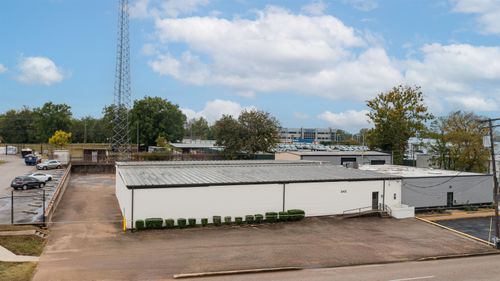 342 W Cotton St, Longview, TX, 75601-6222 | Card Image