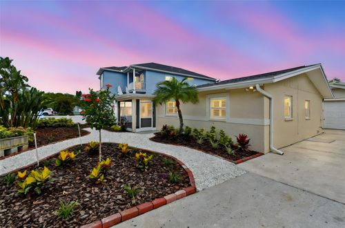 807 Illinois Ave, Palm Harbor, FL, 34683-4230 | Card Image