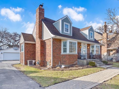 696 S Prospect Ave, Elmhurst, IL, 60126-4363 | Card Image