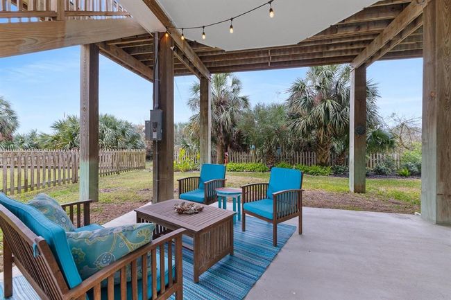 4111 Isla Del Sol, House other with 3 bedrooms, 2 bathrooms and 1 parking in Galveston TX | Image 24