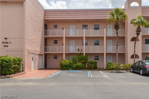 108-200 Turtle Lake Ct, NAPLES, FL, 34105-2370 | Card Image