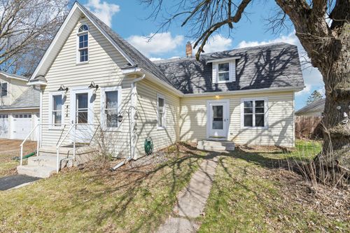 414 Wisconsin Ave, Centuria, WI, 54824-2400 | Card Image