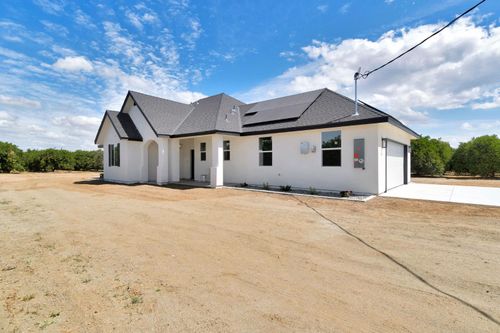 41640 Road 120, Orosi, CA, 93647-9452 | Card Image