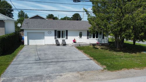 17 Third St, Sturgeon Falls, ON, P2B3E6 | Card Image