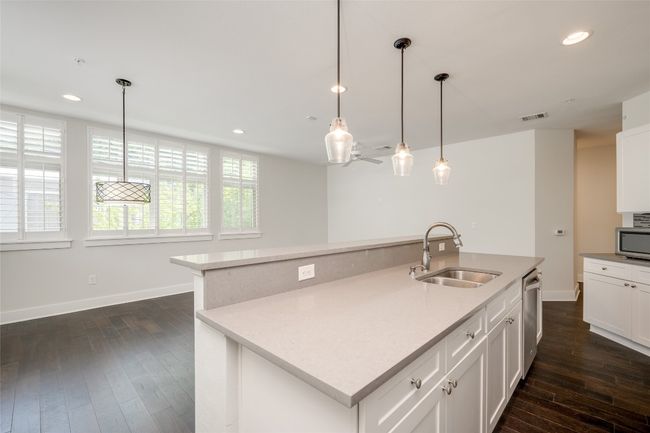 UNIT-12 - 908 Nueces St, Condo with 2 bedrooms, 2 bathrooms and 1 parking in Austin TX | Image 7