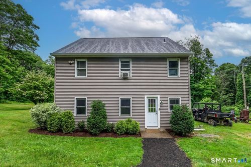 18 Hinckley Rd, New Preston Marble Dale, CT, 06777-1504 | Card Image