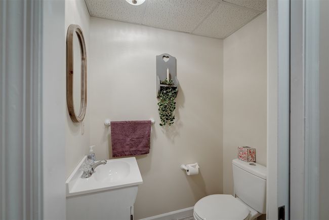 307 Blue Jay Dr, House other with 4 bedrooms, 4 bathrooms and 2 parking in Le Roy IL | Image 38