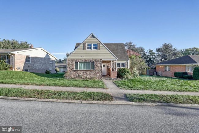 580 W Areba Ave, House other with 4 bedrooms, 2 bathrooms and null parking in HERSHEY PA | Image 6