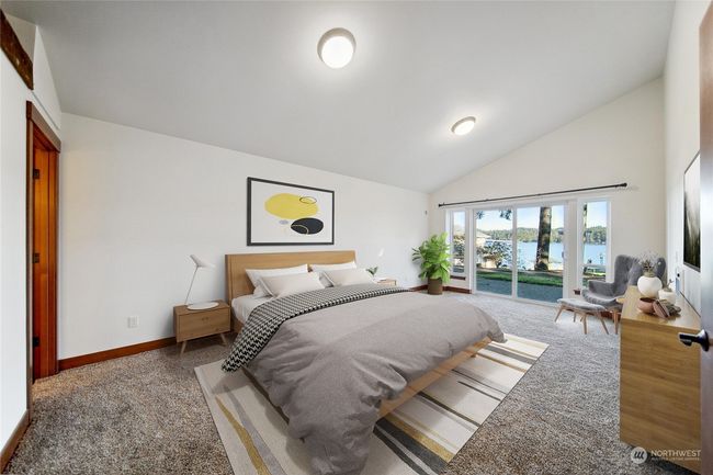 Huge bedroom, with views. Virtually staged. | Image 27