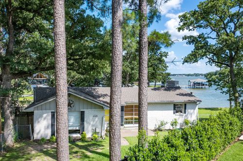 1725 Oak Shore Dr, Tool, TX, 75143-1585 | Card Image