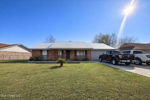 873 Carolee Cir, Biloxi, MS, 39532-4222 | Card Image