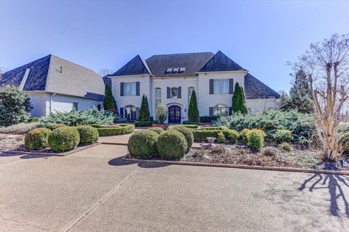 9141 Forest Bend Ct, Germantown, TN, 38138-7200 | Card Image