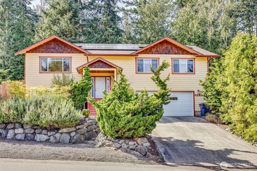 4243 Holcomb St, Port Townsend, WA, 98368-2153 | Card Image