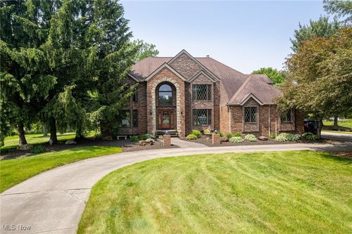1200 River Rd, Hinckley, OH, 44233-9759 | Card Image