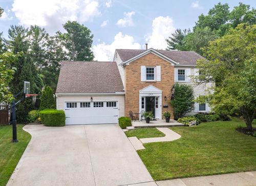 6469 Masefield St, Worthington, OH, 43085-3028 | Card Image