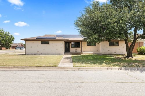 4024 Field St, Haltom City, TX, 76117-2302 | Card Image