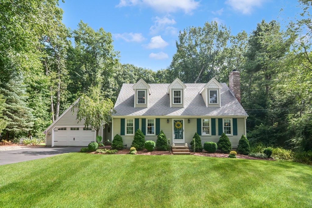 South Rd, Holden, MA 01520