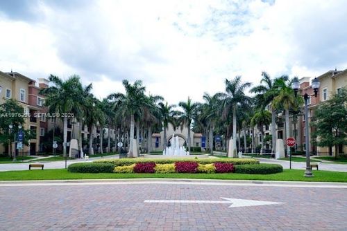 311-3020 Nw 125th Ave, Sunrise, FL, 33323 | Card Image